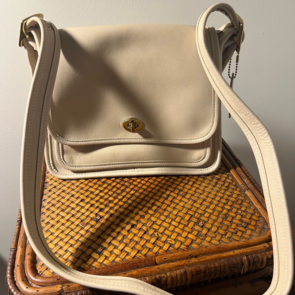 Vintage Coach Rambler